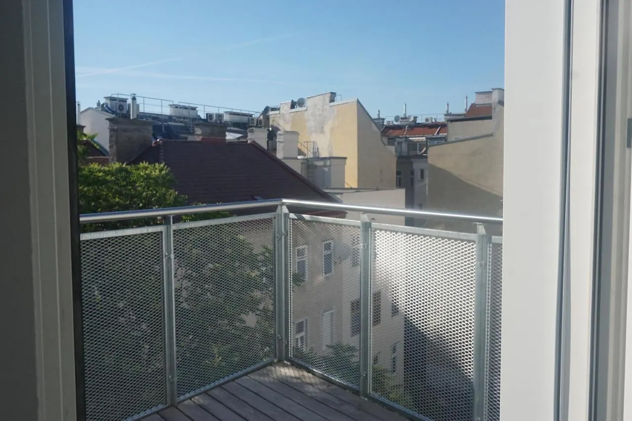 Apartment Augartenblick Penthaus 17 - Blick zum Riesenrad Wien Österreich